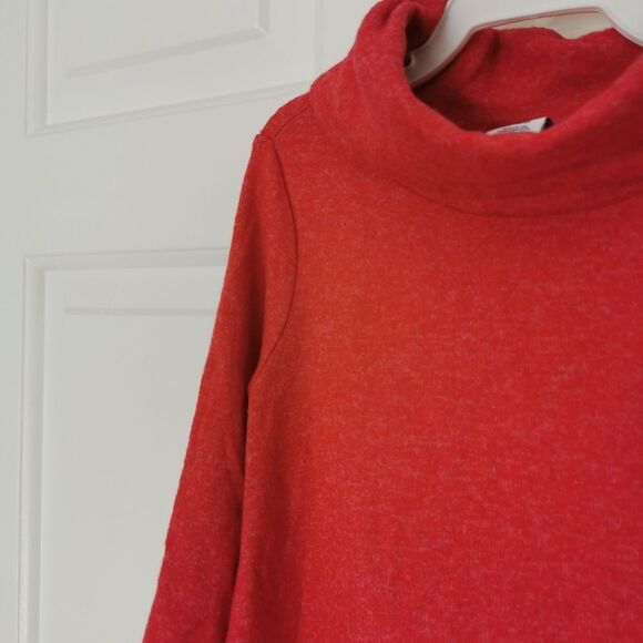 3/$15 Old Navy thin knit dress size 12-18 m - Picture 2 of 4